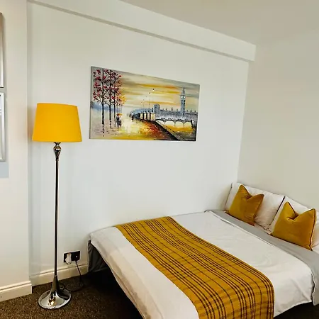 Camden Skyview Apartment London Exterior photo